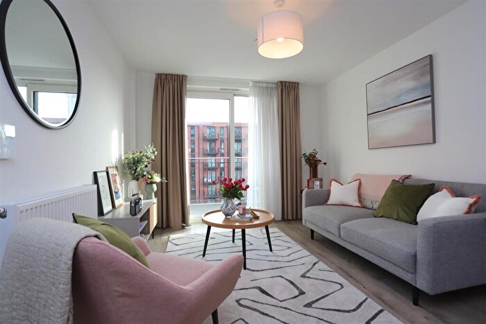 1 Bedroom Apartment To Rent In New Maker Yards, M5