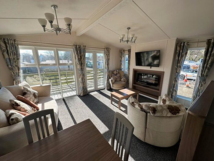 3 Bedroom Caravan For Sale In Castle Douglas, Dumfries And Galloway, DG7