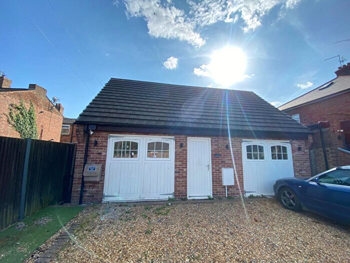 2 Bedroom Coach House To Rent In Station Road, Ramsey, PE26