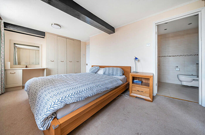 4 Bedroom Apartment For Sale In Town Quay, Southampton, SO14