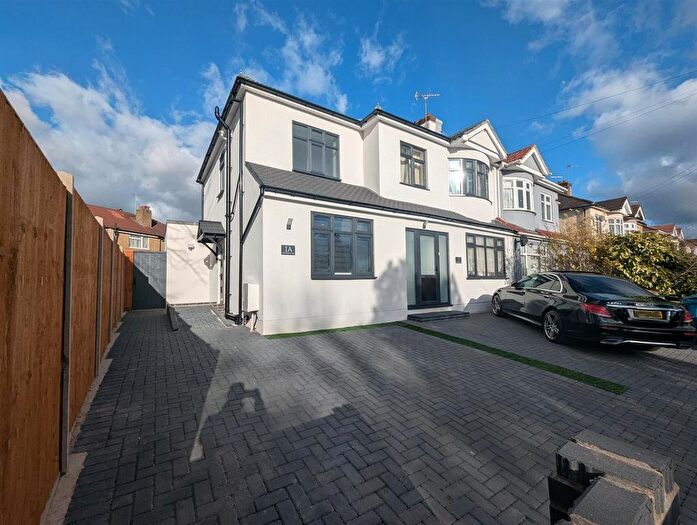 2 Bedroom Property To Rent In Tregenna Avenue, South Harrow, HA2