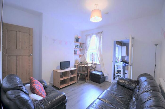 3 Bedroom Terraced House To Rent In Student Property - Selly Oak, Birmingham, B29