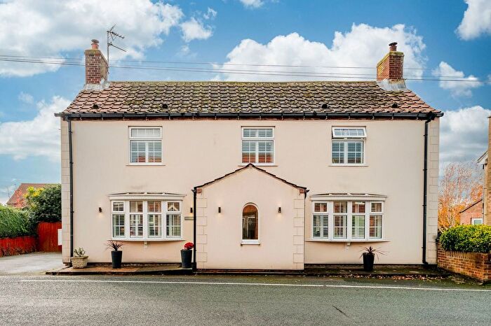 3 Bedroom Detached House For Sale In High Street, Barmby-On-The-Marsh, Barmby-On-The-Marsh, DN14