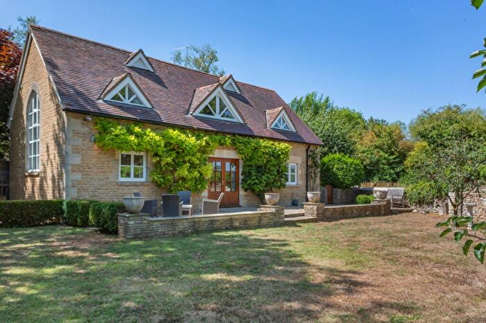 3 Bedroom Detached House To Rent In Driffield, Cirencester, GL7