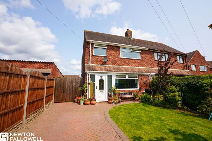 3 Bedroom Semi-Detached House For Sale In Glover Close, South Leverton, DN22