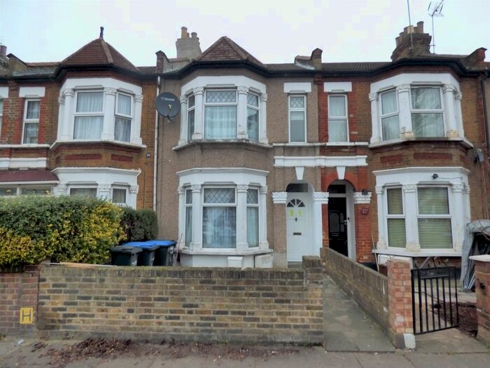 2 Bedroom Flat To Rent In Bounces Road, London, N9