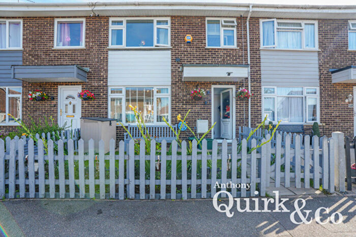 3 Bedroom Terraced House For Sale In Hilton Road, Canvey Island, SS8