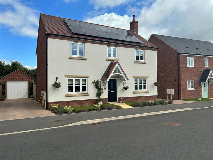 4 Bedroom Detached House For Sale In Hilly Hollow, Gilmorton, Lutterworth, LE17