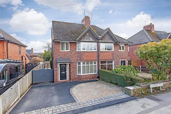 3 Bedroom Semi-Detached House For Sale In Ashgate Road, Ashgate, Chesterfield, S40