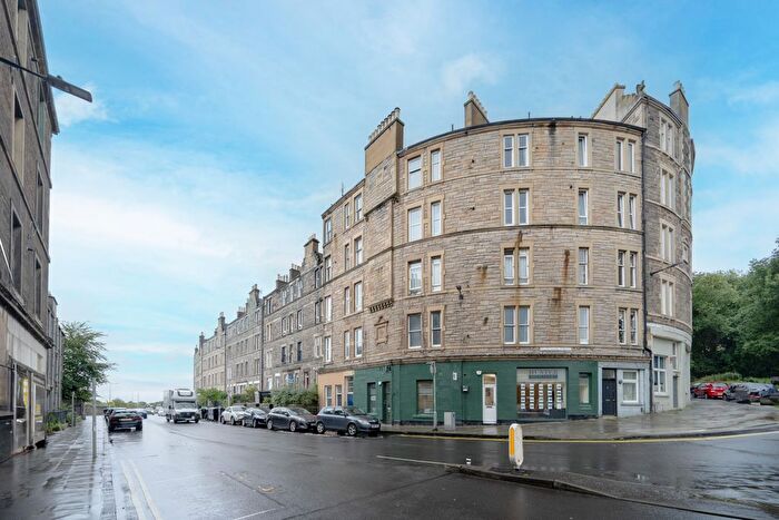 1 Bedroom Flat To Rent In Meadowbank Terrace, Edinburgh, EH8