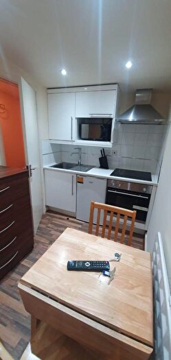 1 Bedroom Flat To Rent In Chatsworth Road, NW2