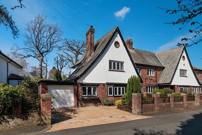 3 Bedroom Semi Detached House For Sale In Woolsington Park South, Woolsington, NE13