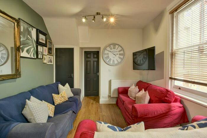 7 Bedroom Terraced House To Rent In Park Road, Exeter, EX1