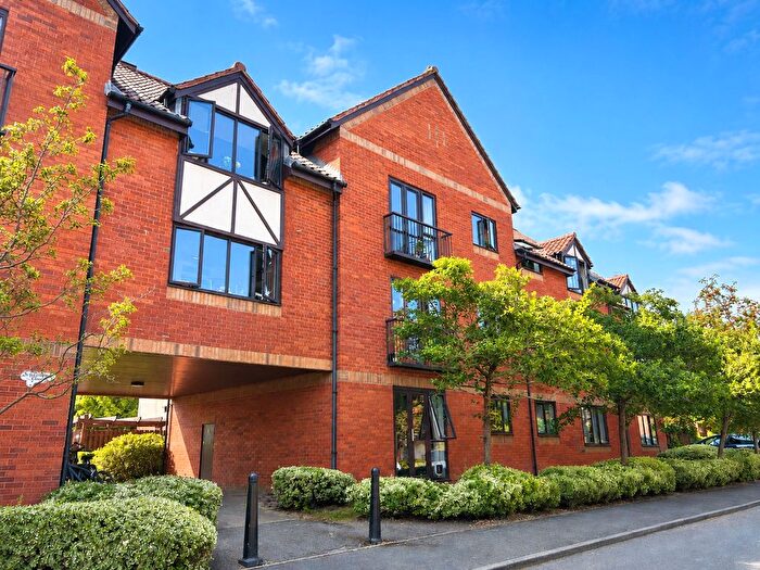 1 Bedroom Flat To Rent In Gefle Close, Bristol, Somerset, BS1