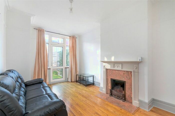 3 Bedroom Terraced House To Rent In Mandrake Road, London, SW17