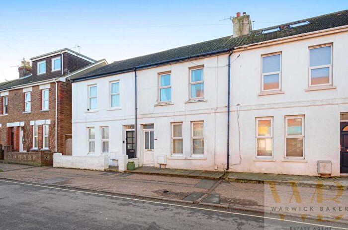 2 Bedroom Terraced House For Sale In Middle Road, Shoreham-By-Sea, BN43