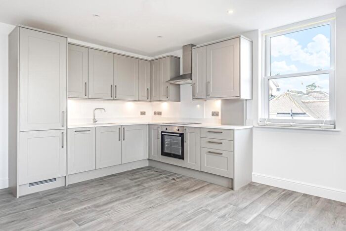 2 Bedroom Flat To Rent In Orchard Road Bromley, BR1