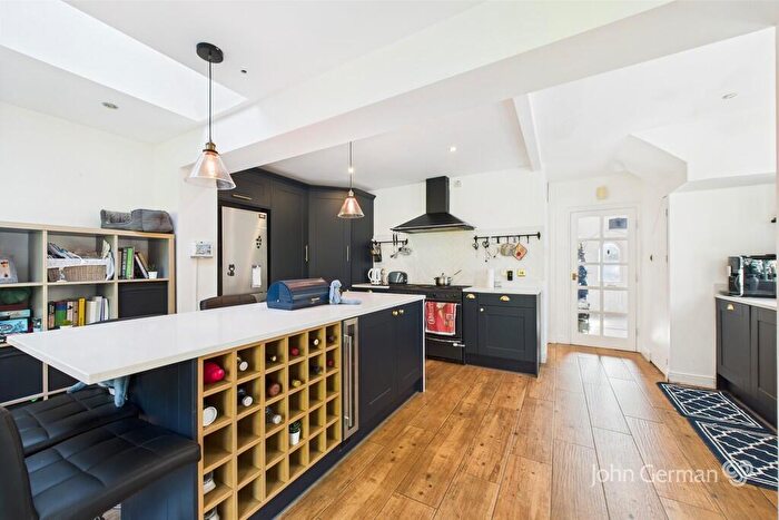 4 Bedroom Semi Detached House To Rent In Derby Road, Ashbourne, DE6