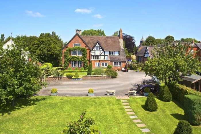 5 Bedroom Manor House For Sale In Marston Montgomery, Ashbourne, DE6