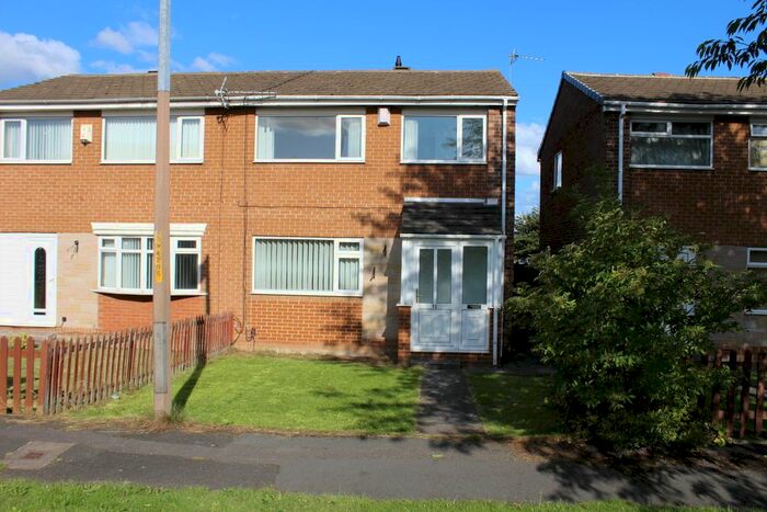3 Bedroom Semi-Detached House To Rent In Wallington Road, Billingham TS23