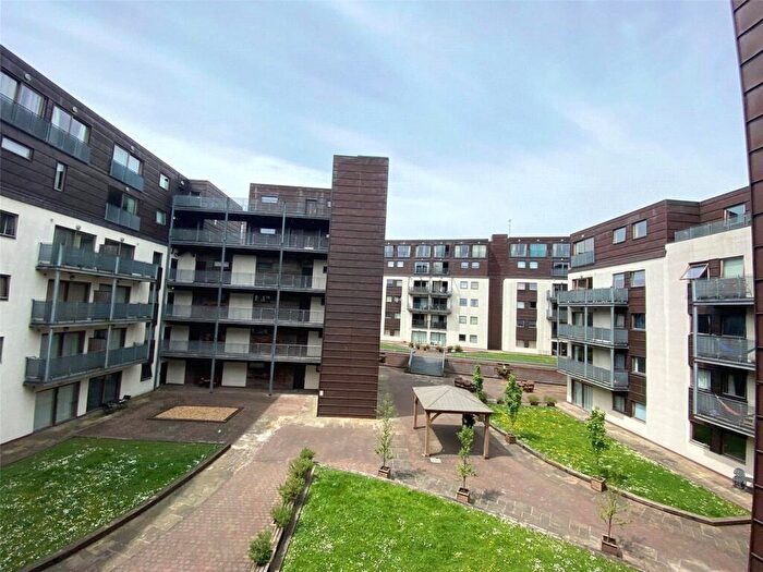 2 Bedroom Apartment To Rent In Advent, Isaac Way, Manchester City Centre, Greater Manchester, M4