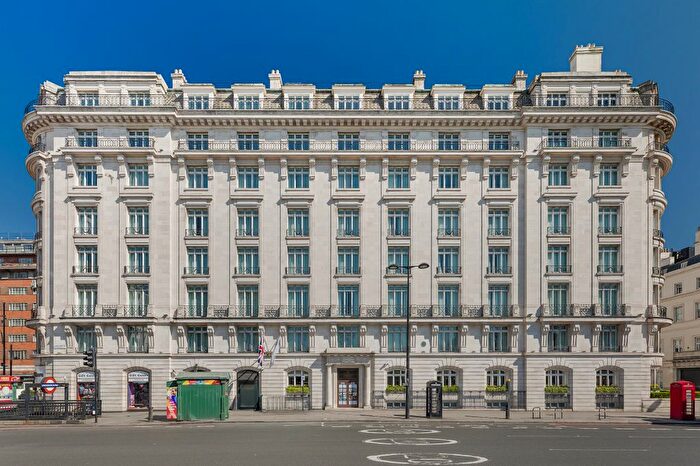 2 Bedroom Flat For Sale In North Row, Mayfair, London, United Kingdom, Mayfair, W1K