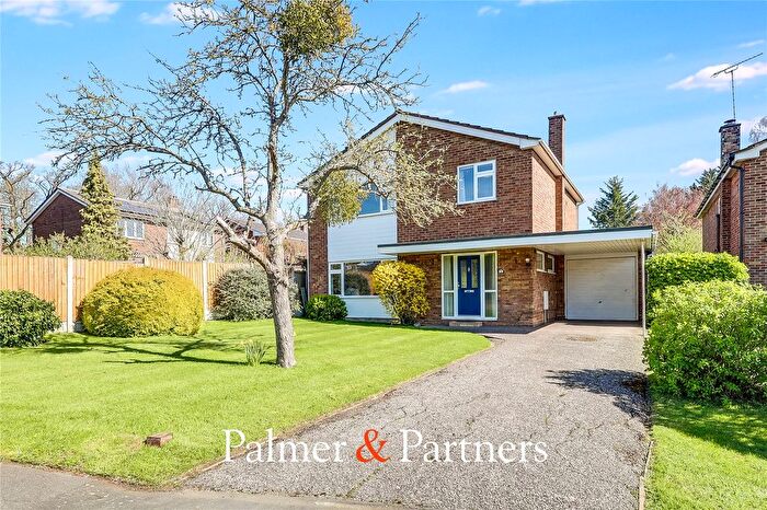 4 Bedroom Detached House For Sale In Chalklands, Howe Green, Chelmsford, Essex, CM2