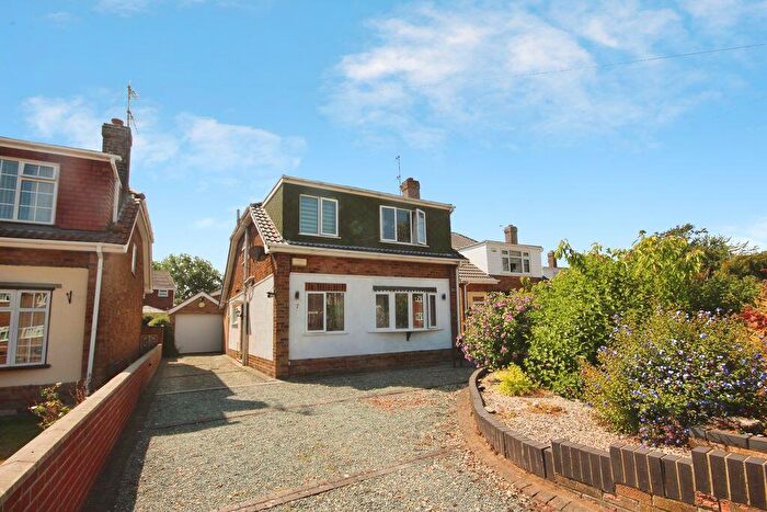 3 Bedroom Detached House For Sale In Churchill Avenue, Keelby, DN41