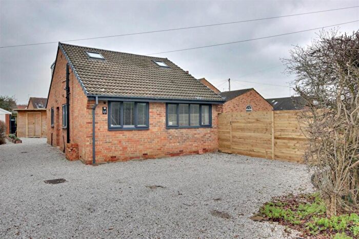 4 Bedroom Detached Bungalow For Sale In Woodhall Way, Molescroft, Beverley, HU17