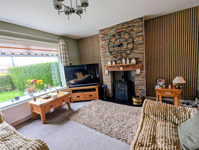 3 Bedroom Semi-Detached House For Sale In Deneside, South Shields, NE34
