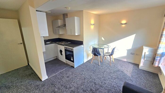 1 Bedroom Flat To Rent In Oxford Road, Manchester, M1