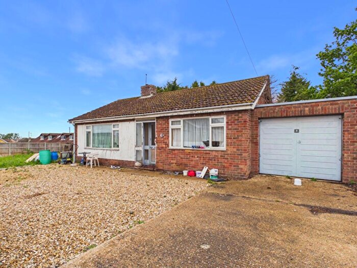 2 Bedroom Detached Bungalow For Sale In Hardy Close, Downham Market, PE38