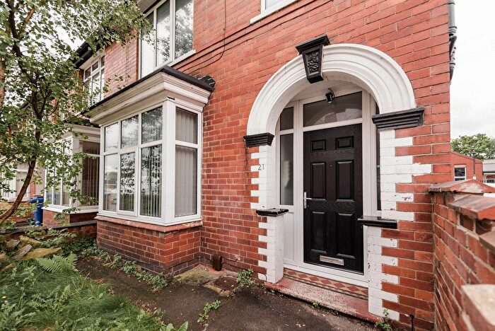 4 Bedroom End Of Terrace House For Sale In Roberts Road, Doncaster, DN4