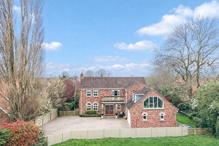 5 Bedroom Detached House For Sale In North Field Way, Appleton Roebuck, York, YO23