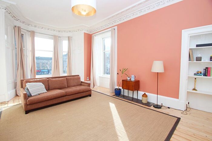 4 Bedroom Flat To Rent In Whitehill Street, Glasgow, G31