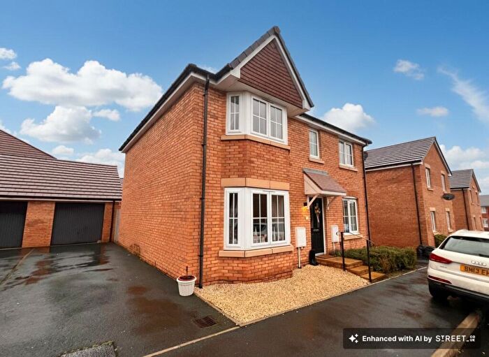 4 Bedroom Detached House For Sale In Railway Road, Rhoose, CF62