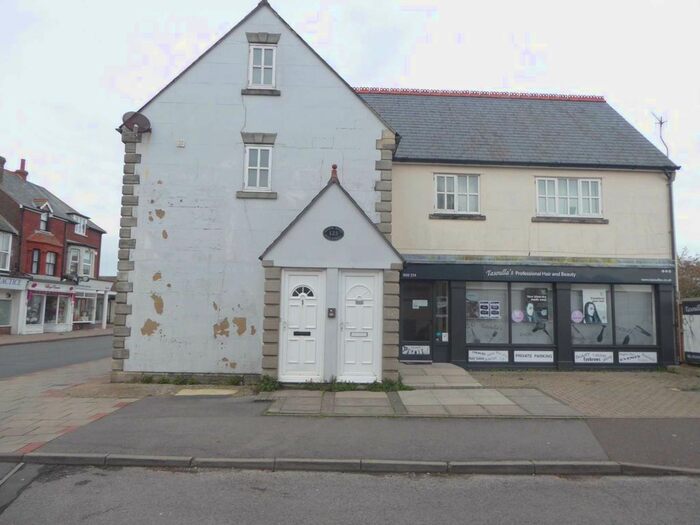 2 Bedroom Flat To Rent In High Street, Selsey, PO20