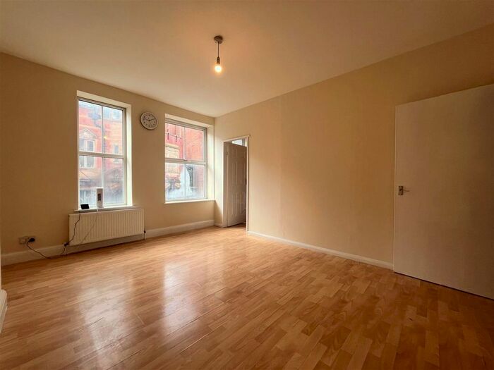 1 Bedroom Flat To Rent In - High Street North, East Ham, E6
