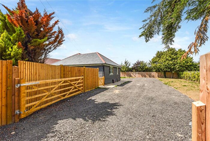 3 Bedroom Bungalow For Sale In Chalk Lane, Sidlesham, Chichester, PO20