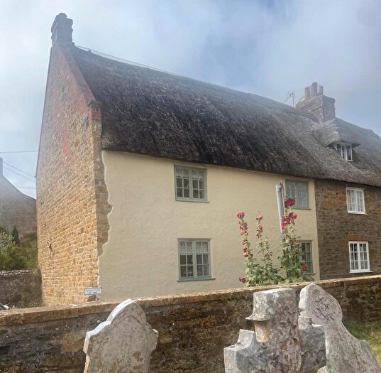 4 Bedroom Terraced House For Sale In North Road, Bridport, DT6