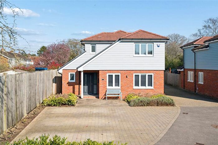 4 Bedroom Detached House For Sale In Village Road, Whelpley Hill, Chesham, Buckinghamshire, HP5