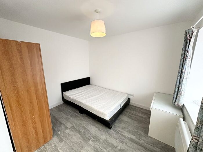 4 Bedroom Terraced House To Rent In Goldbeaters Grove, Edgware, Greater London, HA8