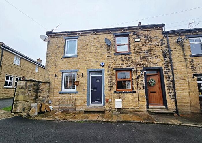 2 Bedroom End Of Terrace House To Rent In Thornhill Street, Calverley, Leeds, LS28
