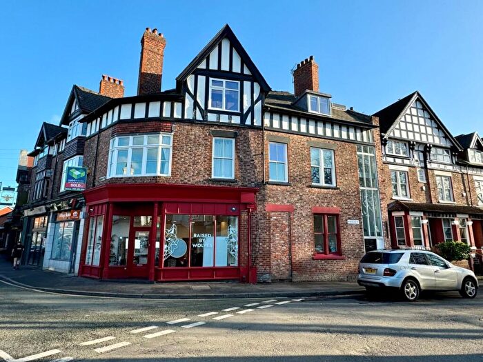 2 Bedroom Flat For Sale In Beech Road, Chorlton, M21