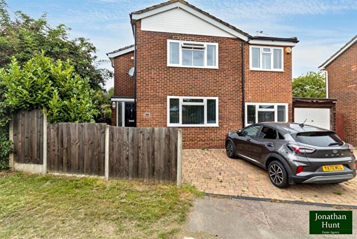 4 Bedroom Detached House For Sale In Monks Walk, Buntingford, SG9