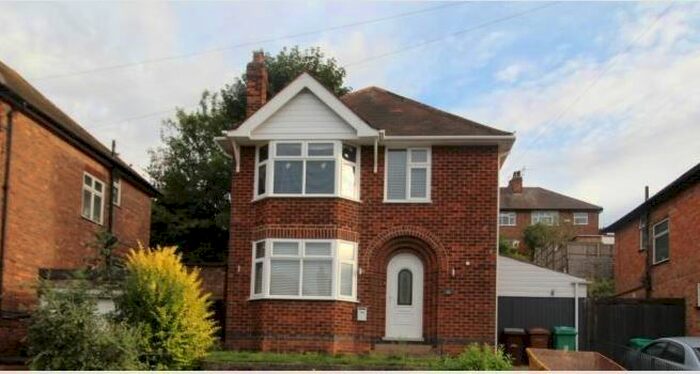 3 Bedroom Detached House To Rent In Newfield Road, Nottingham, NG5