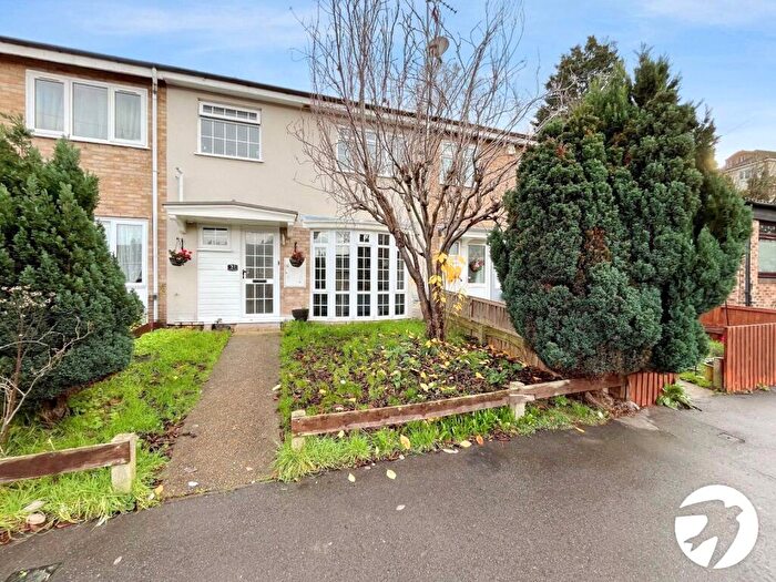 3 Bedroom Terraced House To Rent In St. Michaels Close, Chatham, Kent, ME4