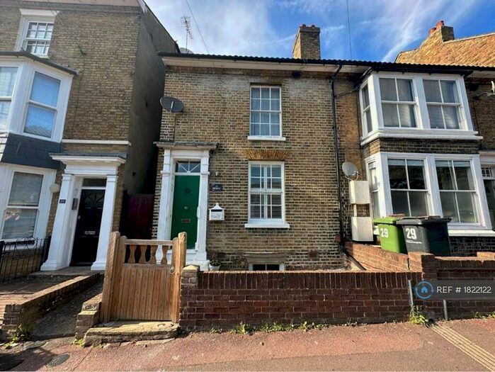 3 Bedroom Semi-Detached House To Rent In Brewer Street, Maidstone, ME14