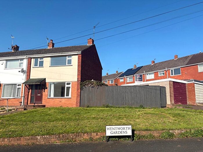 3 Bedroom End Of Terrace House For Sale In Wentworth Gardens, Exeter, EX4