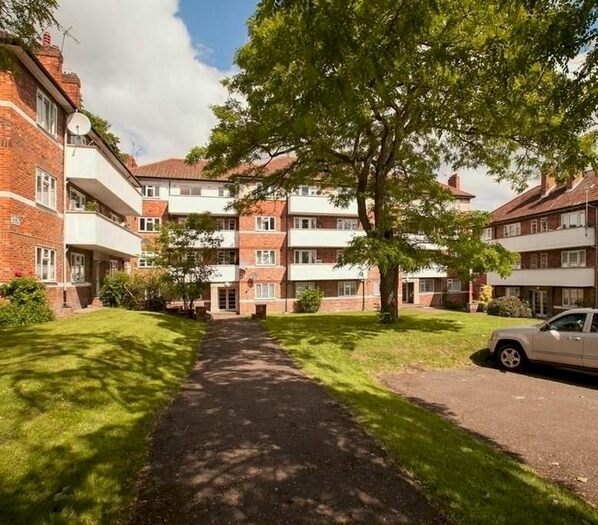 2 Bedroom Flat To Rent In Wilton Road, London, N10